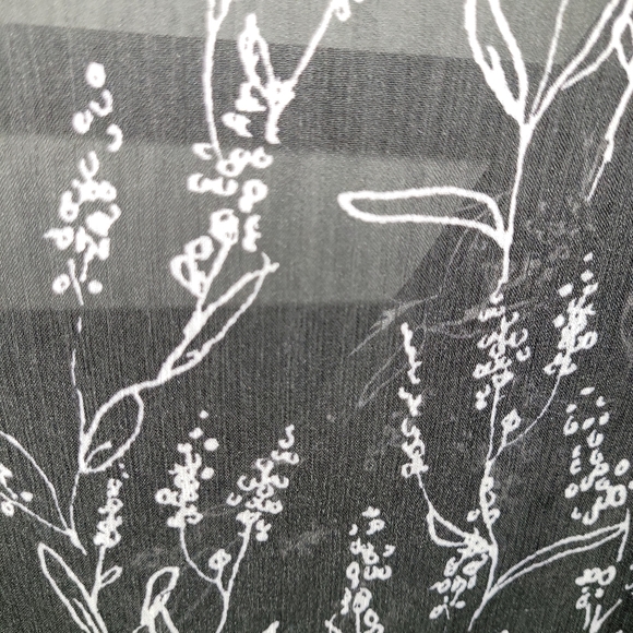 Zara Blouse - Picture 9 of 10